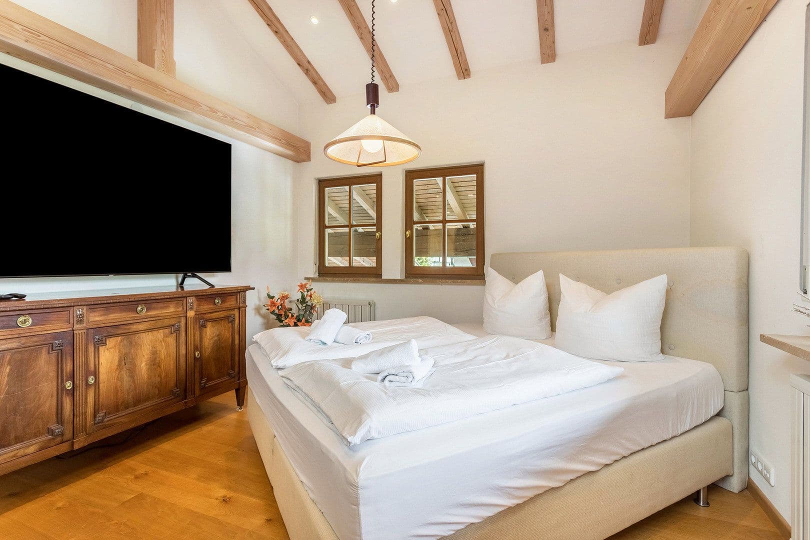 Prodej domu 222 m², pozemek 996 m², Hochgernweg 47, Unterwössen, Bavorsko Prodej domu 222 m², pozemek 996 m², Hochgernweg 47, Unterwössen, Bavorsko