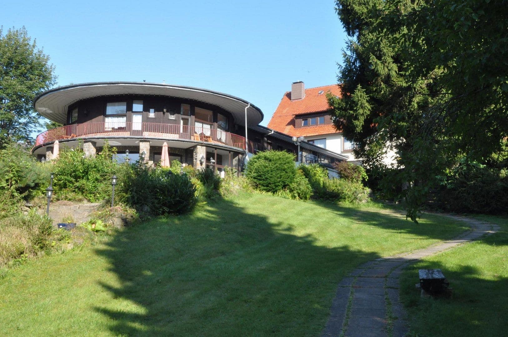 Prodej nebytového prostoru 4.000 m², Goslar, Dolní Sasko Prodej nebytového prostoru 4.000 m², Goslar, Dolní Sasko