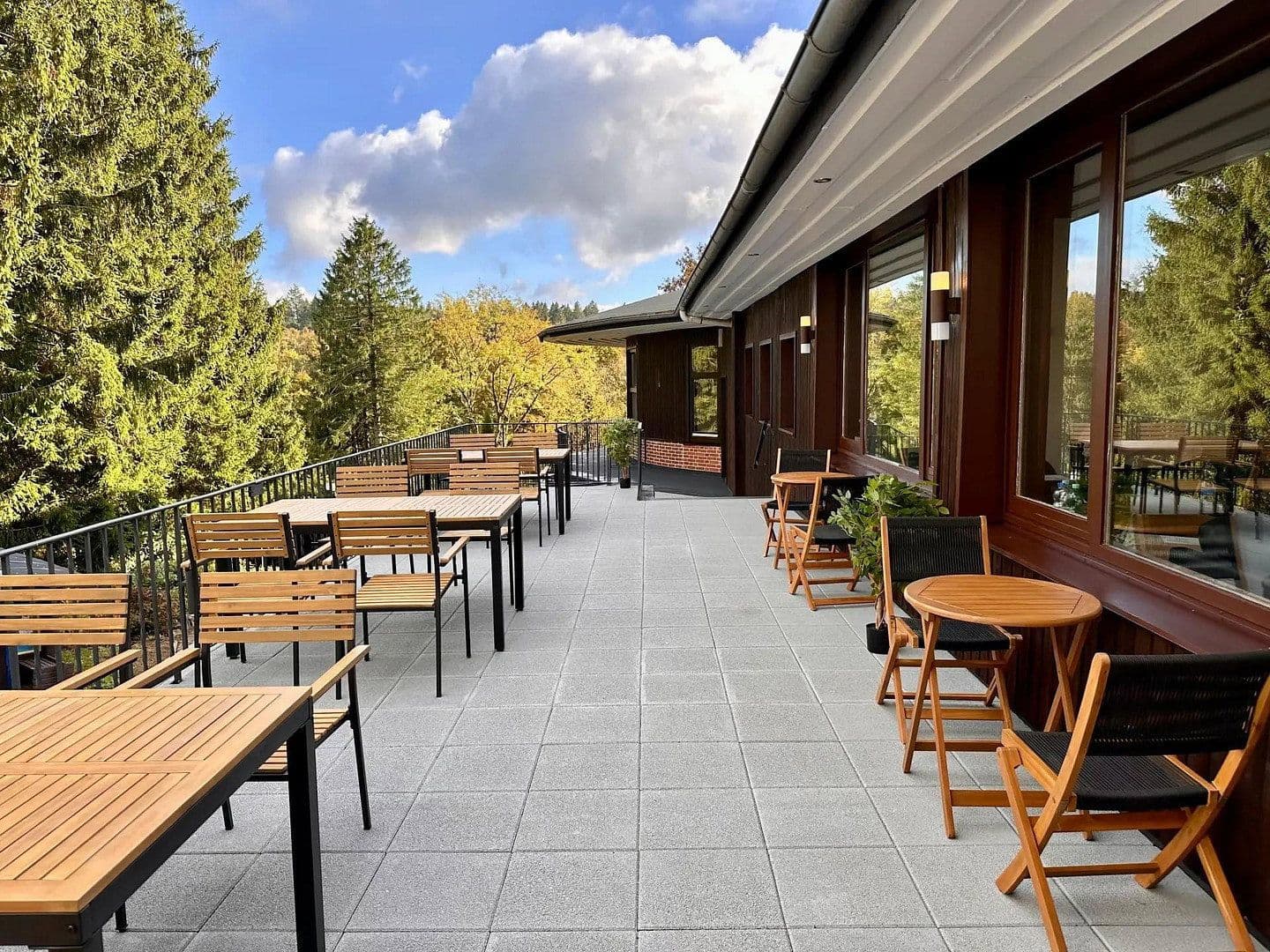 Prodej nebytového prostoru 4.000 m², Goslar, Dolní Sasko Prodej nebytového prostoru 4.000 m², Goslar, Dolní Sasko