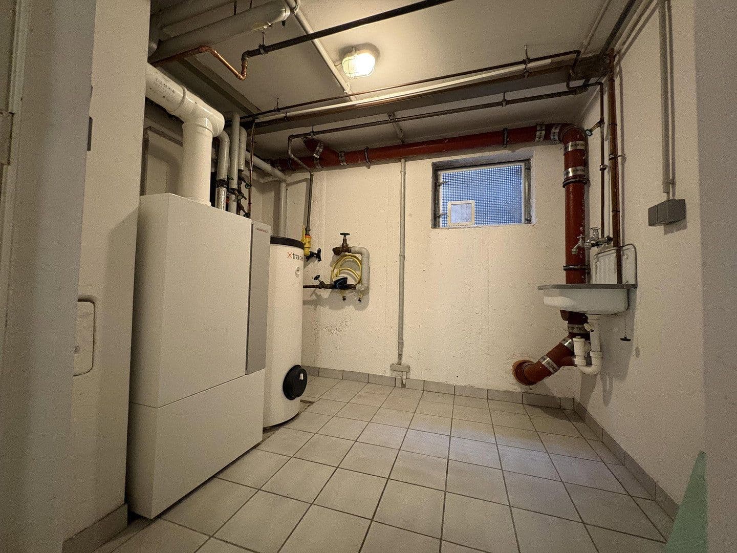 Pronájem domu 230 m², pozemek 250 m², Wiesbaden-Sonnenberg, Hessen Pronájem domu 230 m², pozemek 250 m², Wiesbaden-Sonnenberg, Hessen