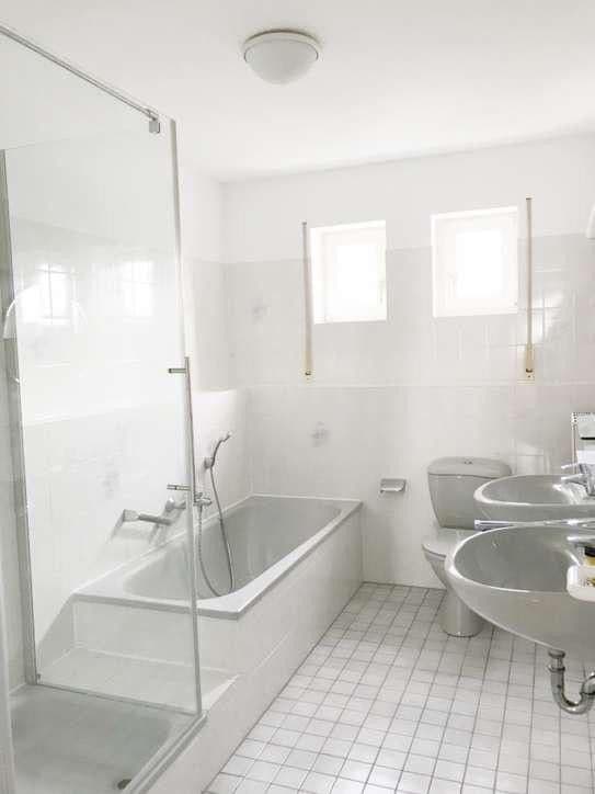 Pronájem domu 230 m², pozemek 250 m², Wiesbaden-Sonnenberg, Hessen Pronájem domu 230 m², pozemek 250 m², Wiesbaden-Sonnenberg, Hessen
