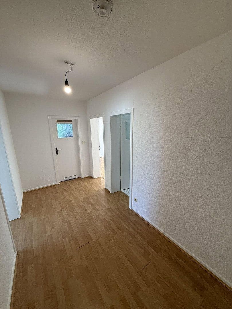 Pronájem bytu 2+1 62 m², Paradestr. 33, Wuppertal, Severní Porýní-Vestfálsko Pronájem bytu 2+1 62 m², Paradestr. 33, Wuppertal, Severní Porýní-Vestfálsko