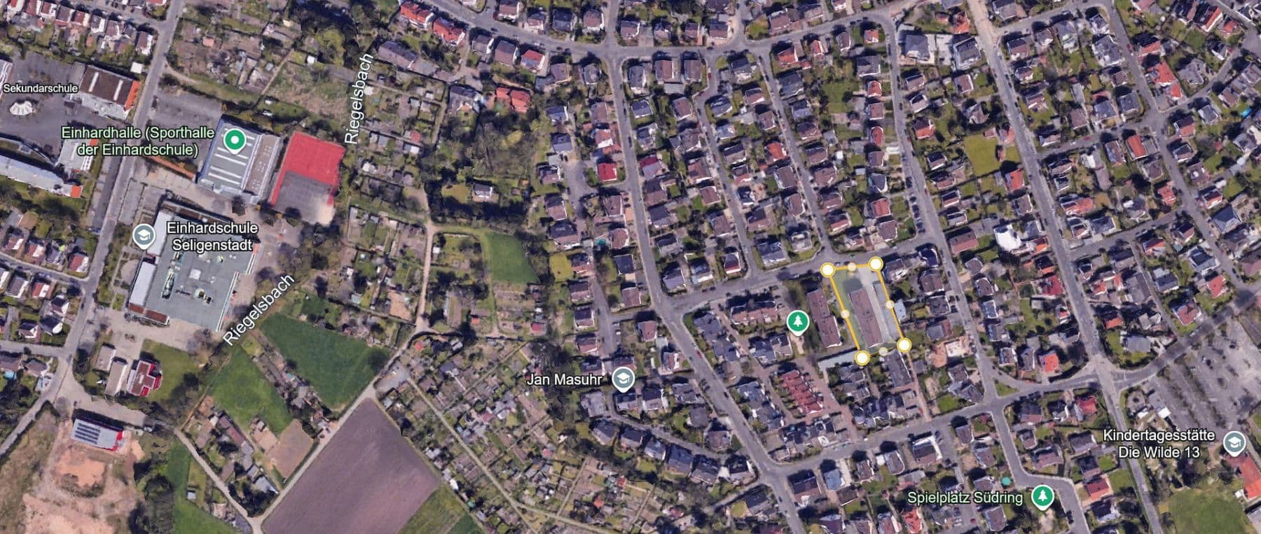 Prodej domu 1.146 m², pozemek 2.205 m², Seligenstadt, Hessen Prodej domu 1.146 m², pozemek 2.205 m², Seligenstadt, Hessen