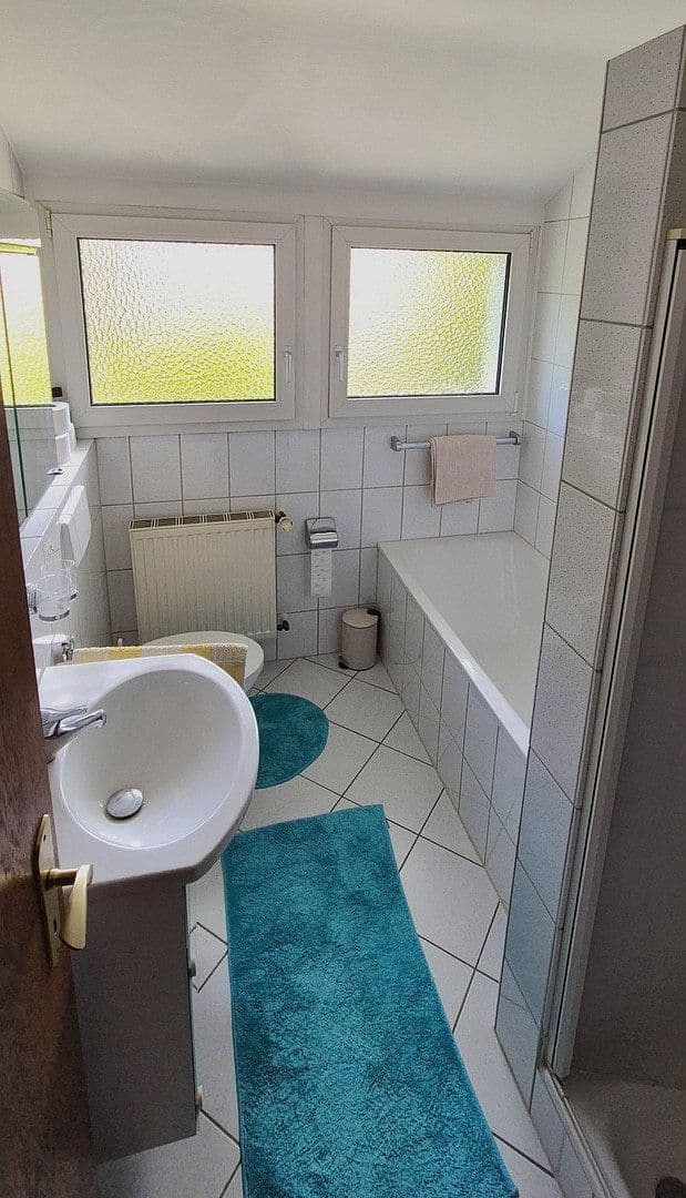 Prodej domu 150 m², pozemek 800 m², Neuss, Severní Porýní-Vestfálsko Prodej domu 150 m², pozemek 800 m², Neuss, Severní Porýní-Vestfálsko