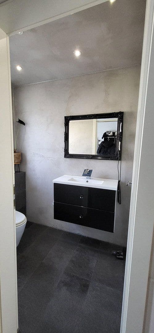Prodej domu 135 m², pozemek 300 m², Leverkusen, Severní Porýní-Vestfálsko Prodej domu 135 m², pozemek 300 m², Leverkusen, Severní Porýní-Vestfálsko