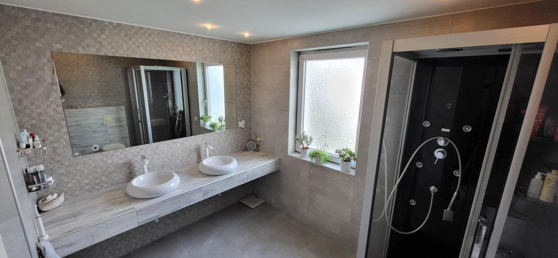 Prodej domu 135 m², pozemek 300 m², Leverkusen, Severní Porýní-Vestfálsko Prodej domu 135 m², pozemek 300 m², Leverkusen, Severní Porýní-Vestfálsko