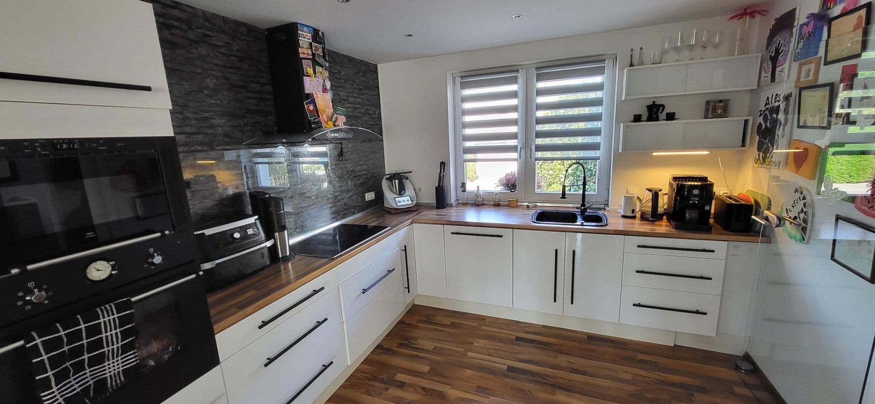 Prodej domu 135 m², pozemek 300 m², Leverkusen, Severní Porýní-Vestfálsko Prodej domu 135 m², pozemek 300 m², Leverkusen, Severní Porýní-Vestfálsko