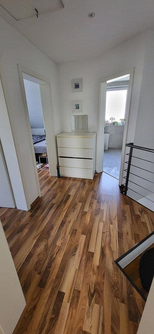 Prodej domu 135 m², pozemek 300 m², Leverkusen, Severní Porýní-Vestfálsko Prodej domu 135 m², pozemek 300 m², Leverkusen, Severní Porýní-Vestfálsko