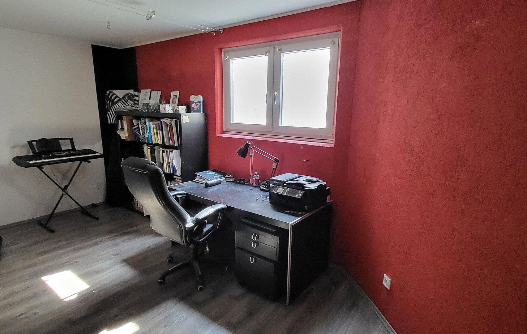 Prodej domu 135 m², pozemek 300 m², Leverkusen, Severní Porýní-Vestfálsko Prodej domu 135 m², pozemek 300 m², Leverkusen, Severní Porýní-Vestfálsko