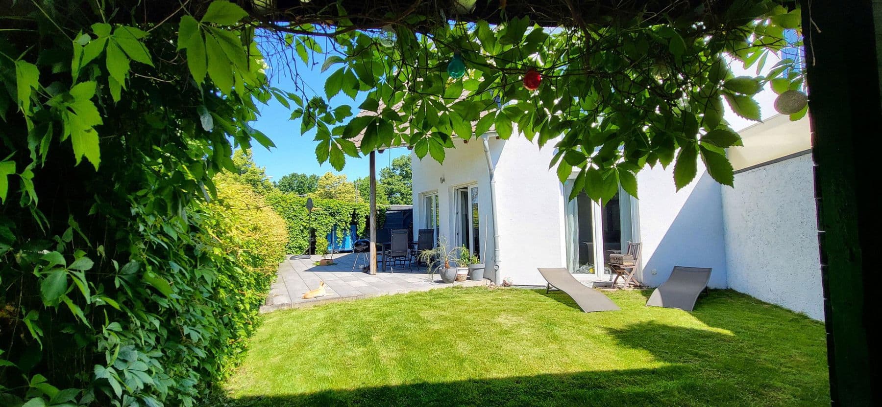 Prodej domu 135 m², pozemek 300 m², Leverkusen, Severní Porýní-Vestfálsko Prodej domu 135 m², pozemek 300 m², Leverkusen, Severní Porýní-Vestfálsko