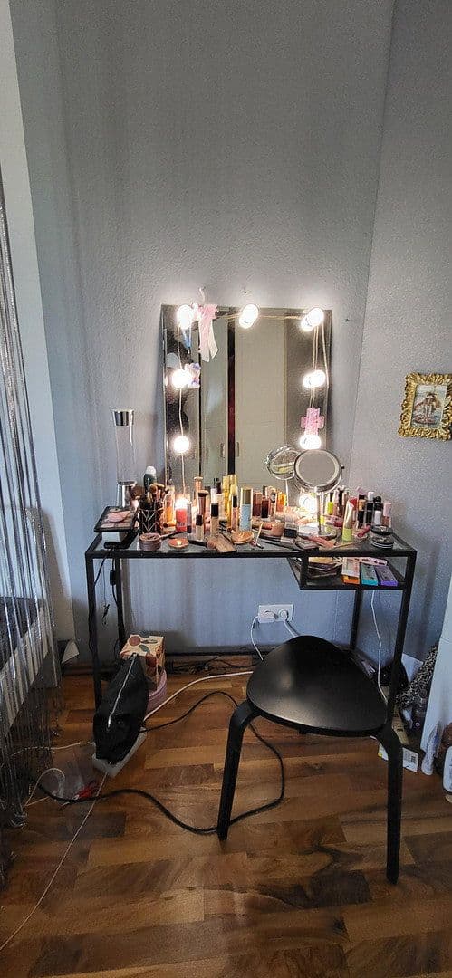 Prodej domu 135 m², pozemek 300 m², Leverkusen, Severní Porýní-Vestfálsko Prodej domu 135 m², pozemek 300 m², Leverkusen, Severní Porýní-Vestfálsko