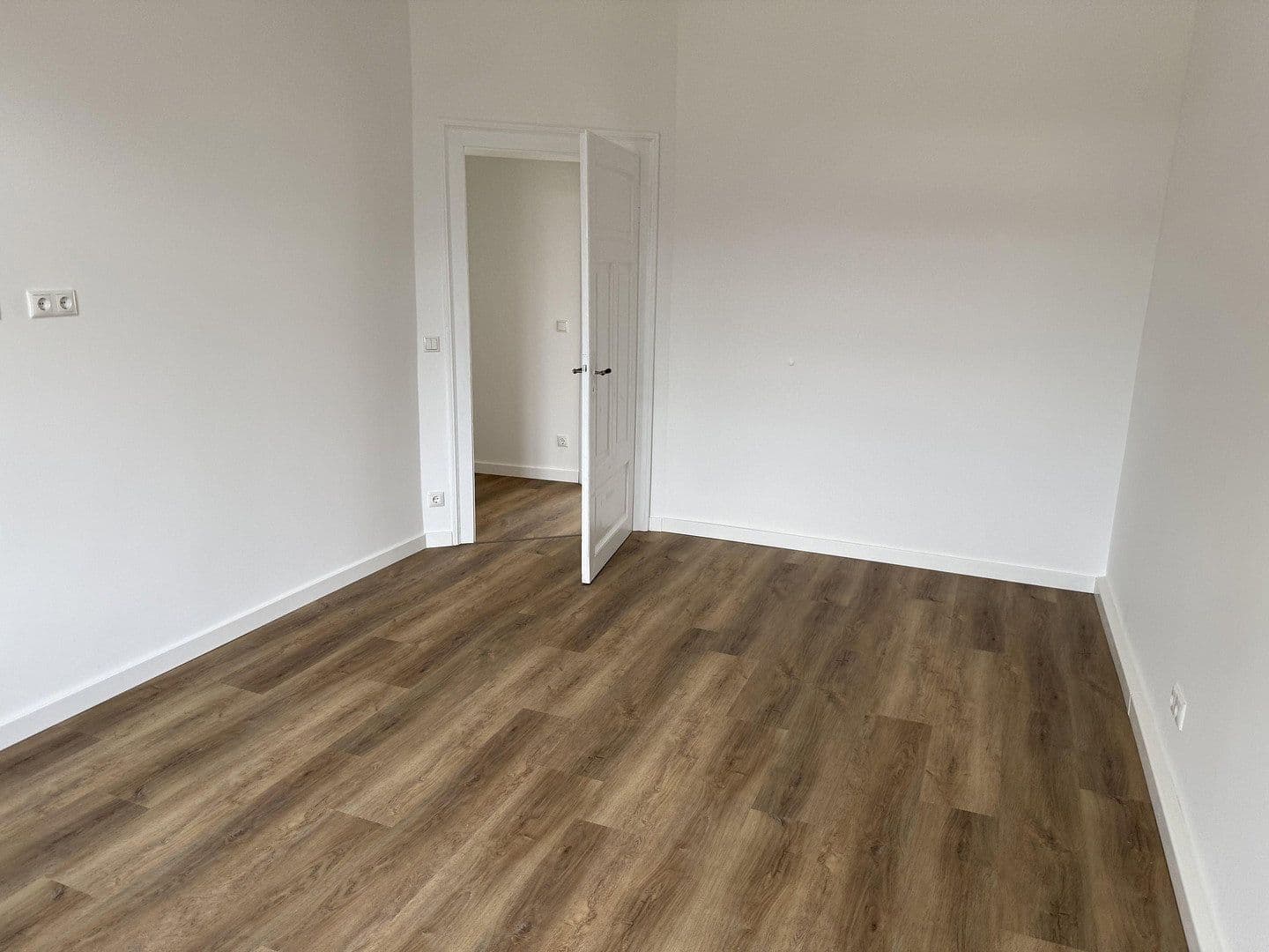 Pronájem bytu 1+1 71 m², Kaupstraße 5, Darmstadt, Hessen Pronájem bytu 1+1 71 m², Kaupstraße 5, Darmstadt, Hessen