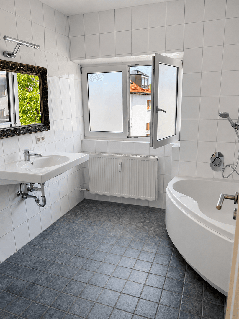Pronájem bytu 4+1 132 m², Hans-Grässel-Weg 13b, München, Bavorsko Pronájem bytu 4+1 132 m², Hans-Grässel-Weg 13b, München, Bavorsko