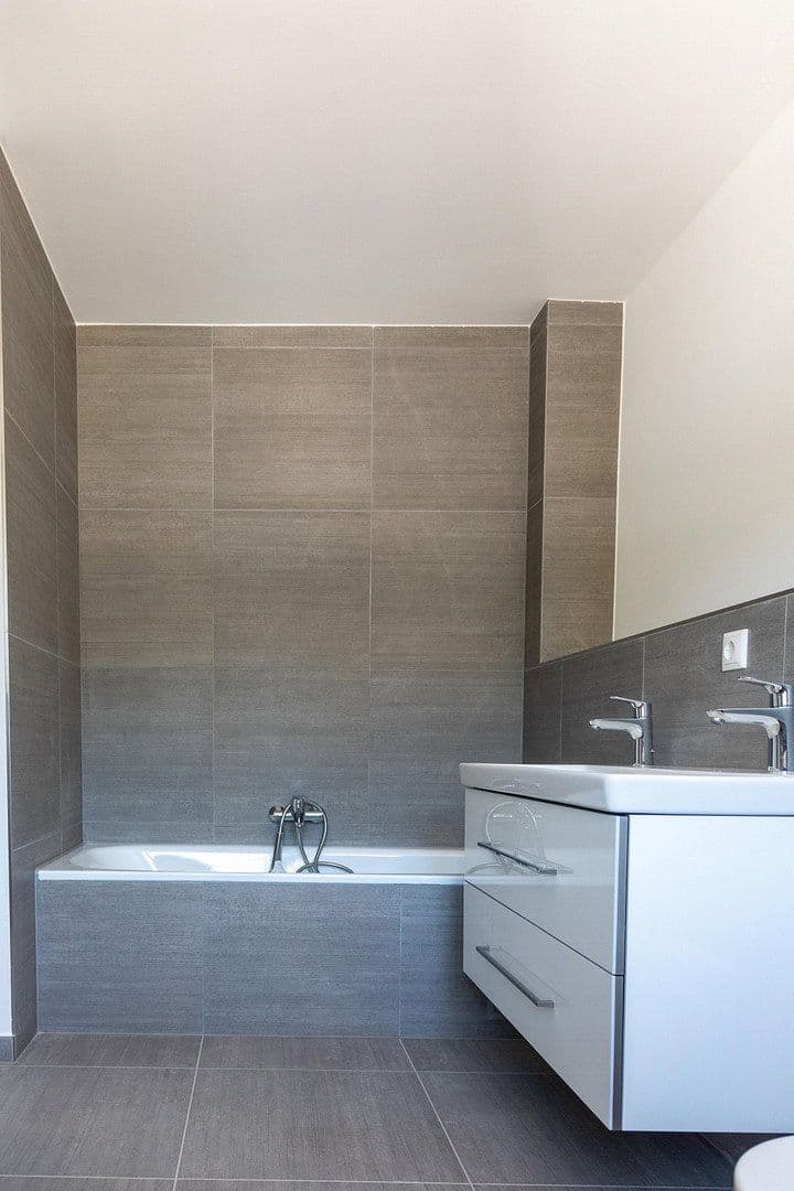 Prodej domu 150 m², pozemek 368 m², Simbach, Bavorsko Prodej domu 150 m², pozemek 368 m², Simbach, Bavorsko