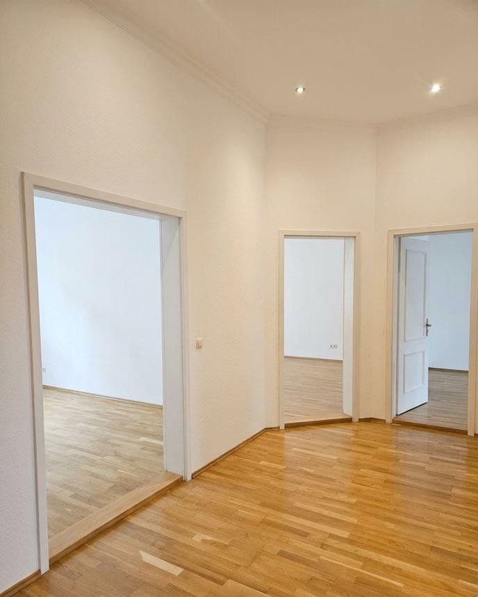 Prodej bytu 3+1 104 m², Lortzingstraße 8, Leipzig, Sasko Prodej bytu 3+1 104 m², Lortzingstraße 8, Leipzig, Sasko