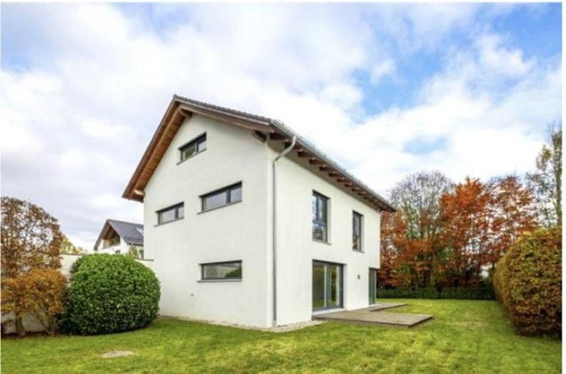 Prodej domu 240 m², pozemek 890 m², Grünwald, Bavorsko Prodej domu 240 m², pozemek 890 m², Grünwald, Bavorsko