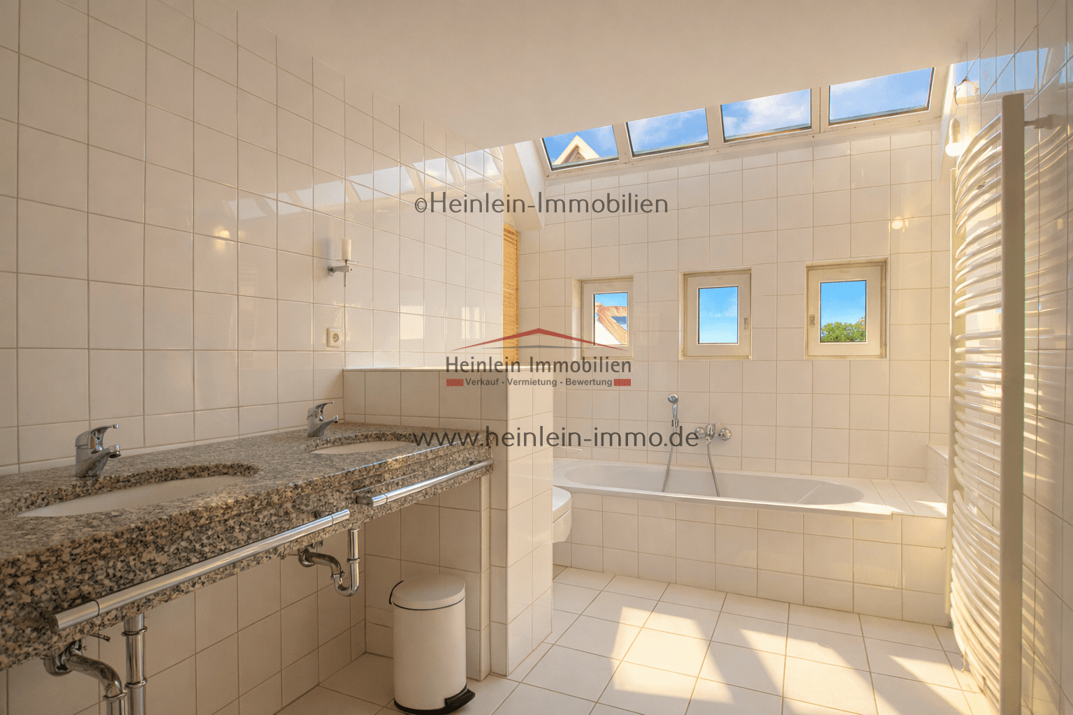 Prodej domu 184 m², pozemek 370 m², Griesheim, Hessen Prodej domu 184 m², pozemek 370 m², Griesheim, Hessen