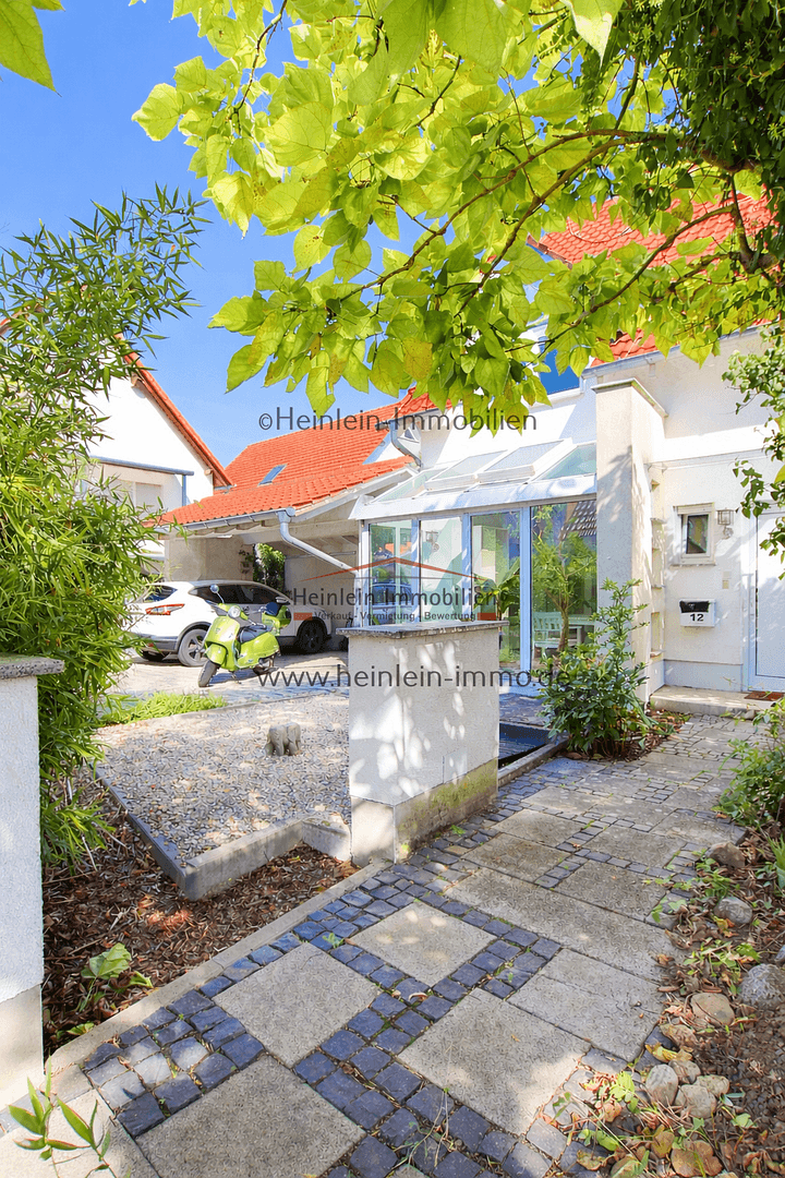Prodej domu 184 m², pozemek 370 m², Griesheim, Hessen Prodej domu 184 m², pozemek 370 m², Griesheim, Hessen