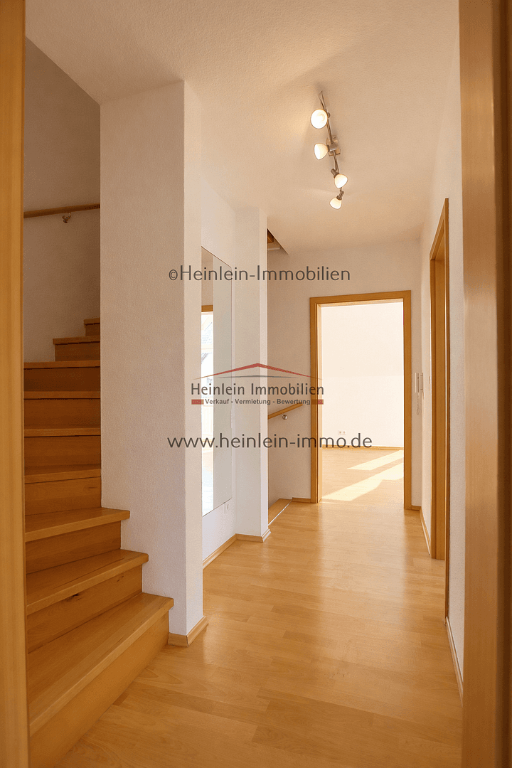 Prodej domu 184 m², pozemek 370 m², Griesheim, Hessen Prodej domu 184 m², pozemek 370 m², Griesheim, Hessen