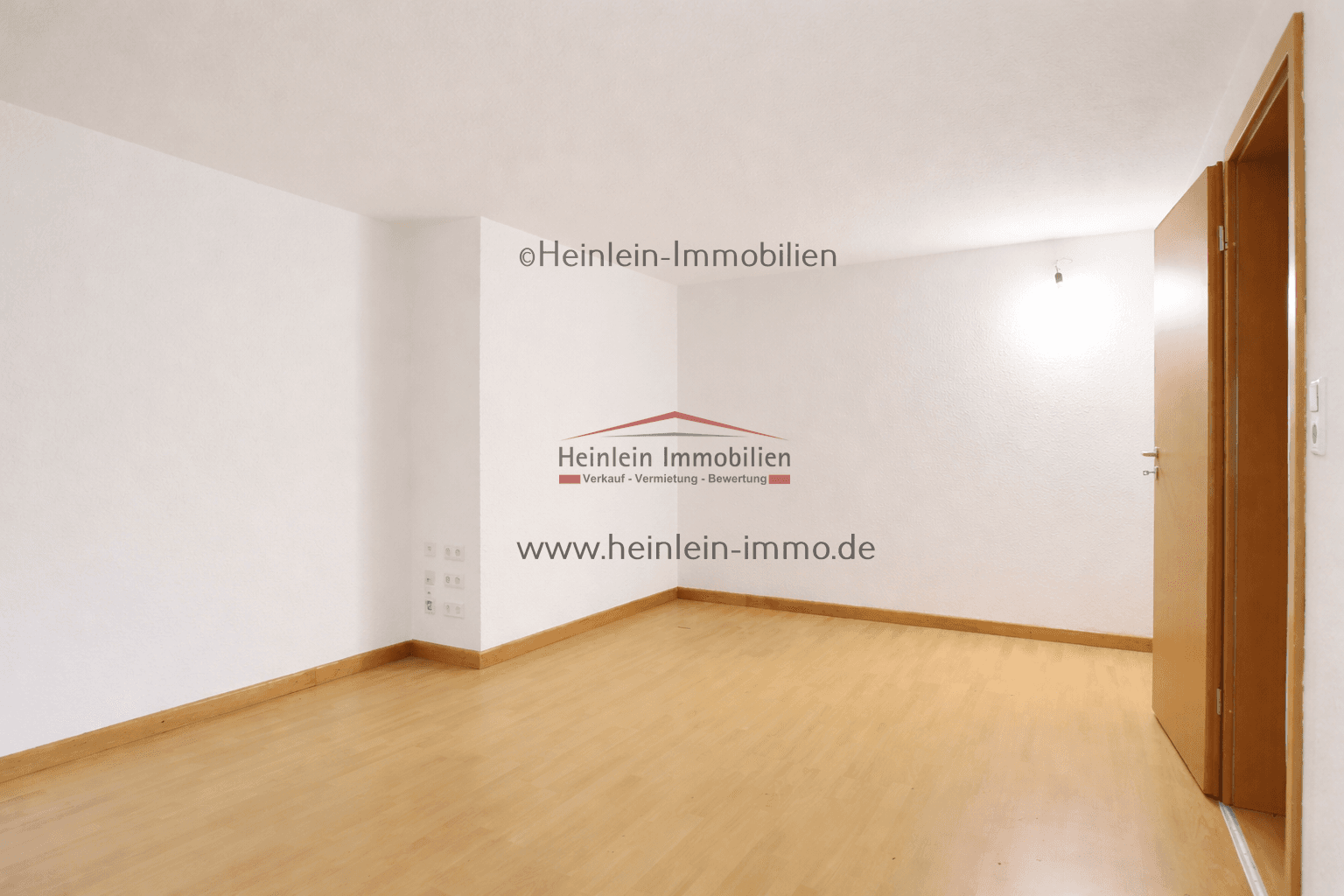 Prodej domu 184 m², pozemek 370 m², Griesheim, Hessen Prodej domu 184 m², pozemek 370 m², Griesheim, Hessen