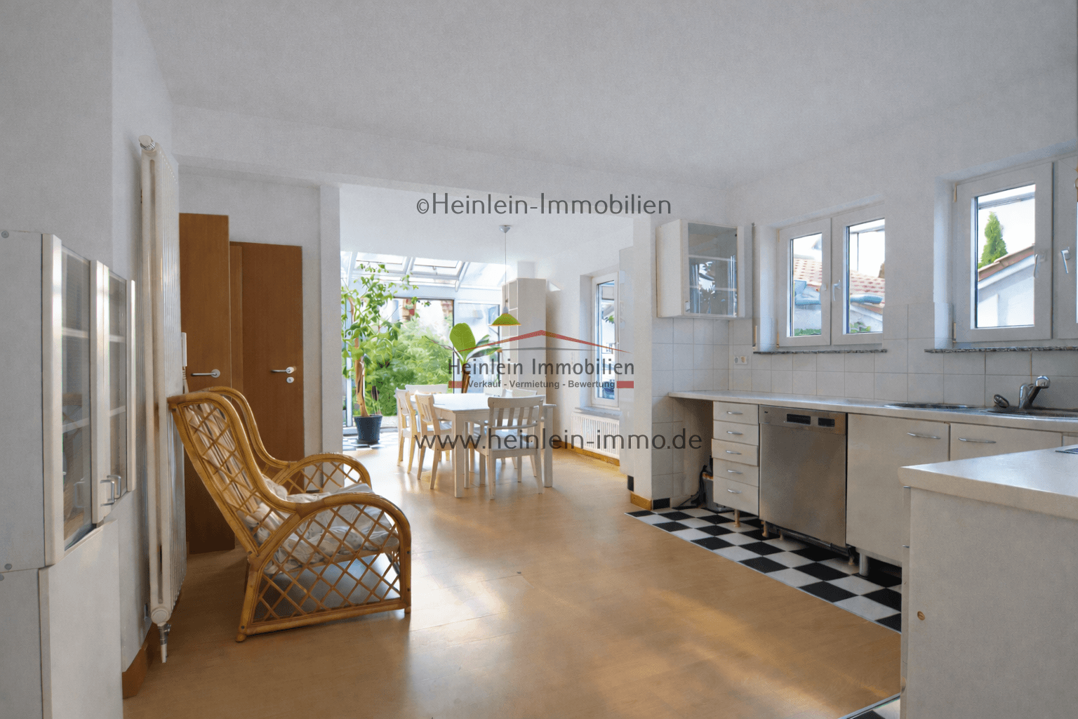 Prodej domu 184 m², pozemek 370 m², Griesheim, Hessen Prodej domu 184 m², pozemek 370 m², Griesheim, Hessen