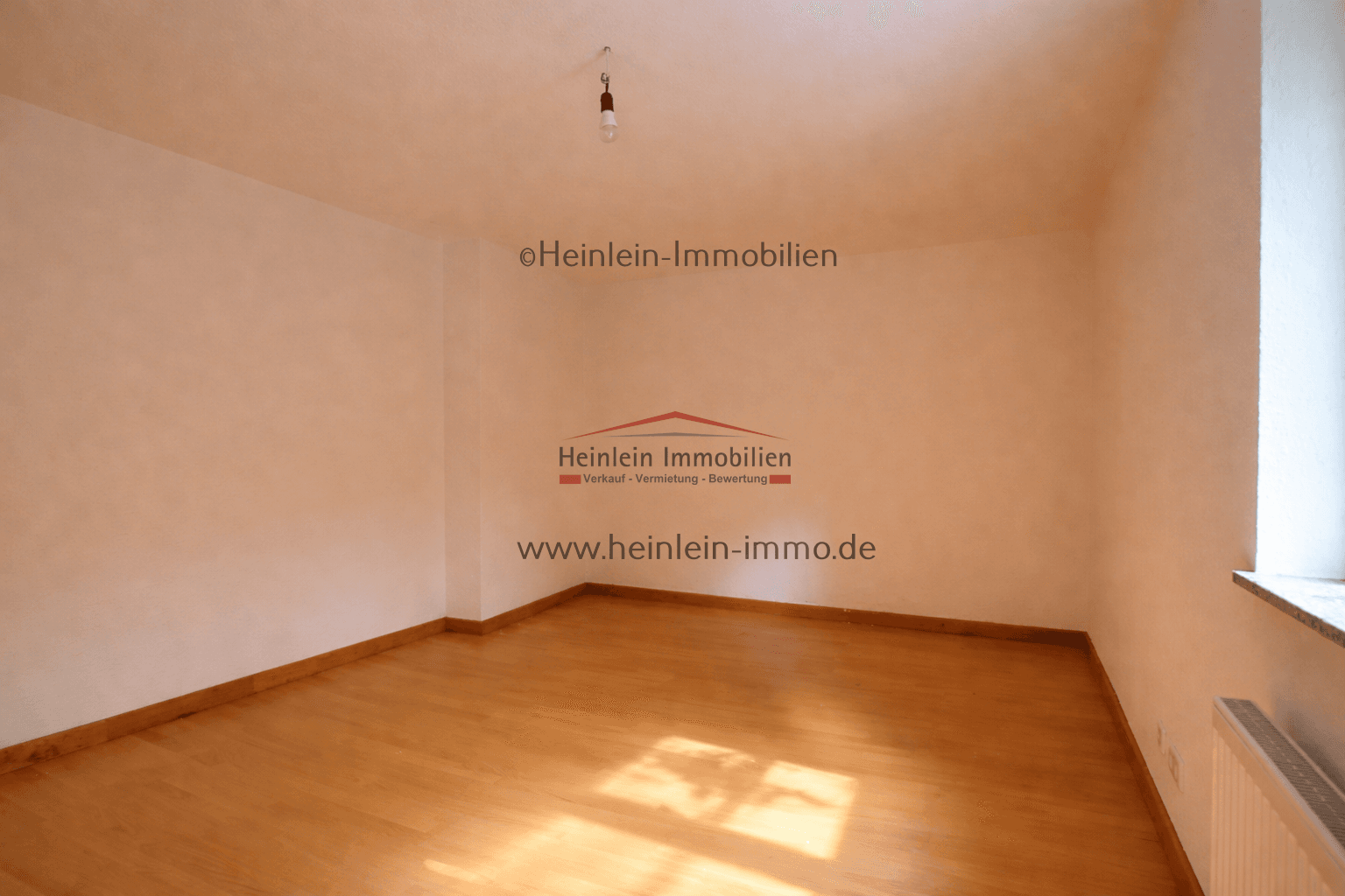Prodej domu 184 m², pozemek 370 m², Griesheim, Hessen Prodej domu 184 m², pozemek 370 m², Griesheim, Hessen