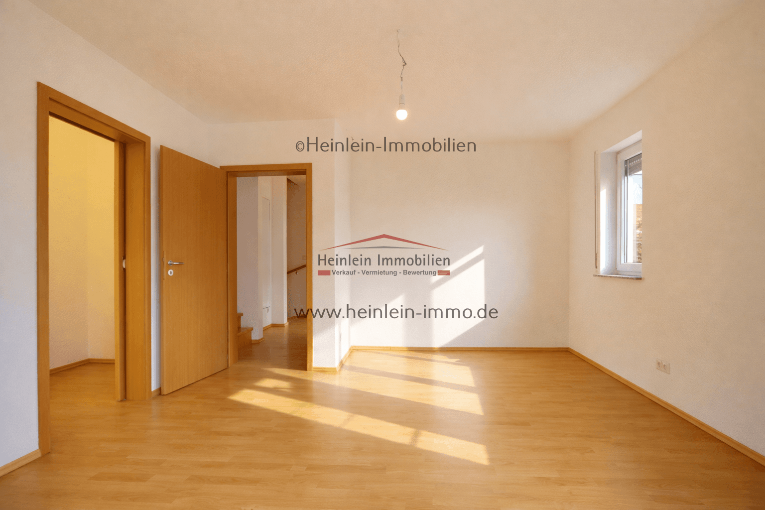 Prodej domu 184 m², pozemek 370 m², Griesheim, Hessen Prodej domu 184 m², pozemek 370 m², Griesheim, Hessen