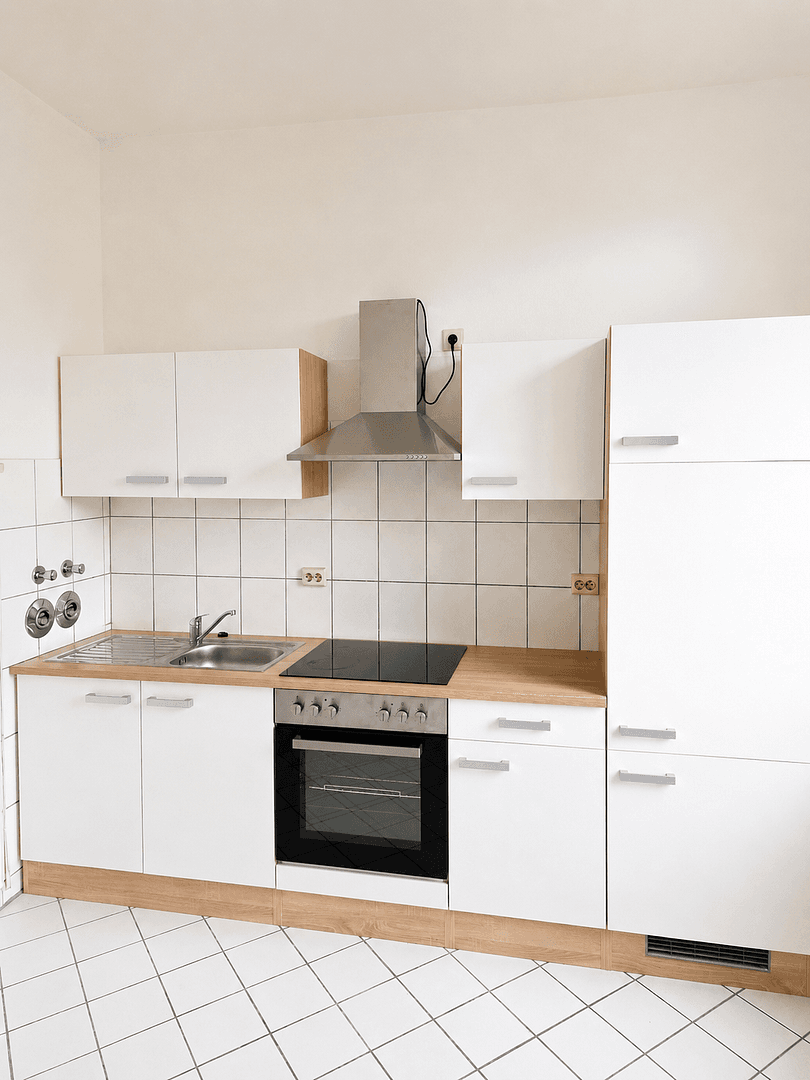 Pronájem bytu 2+1 58 m², Merseburger Str. 197, Halle (Saale), Sasko-Anhaltsko Pronájem bytu 2+1 58 m², Merseburger Str. 197, Halle (Saale), Sasko-Anhaltsko