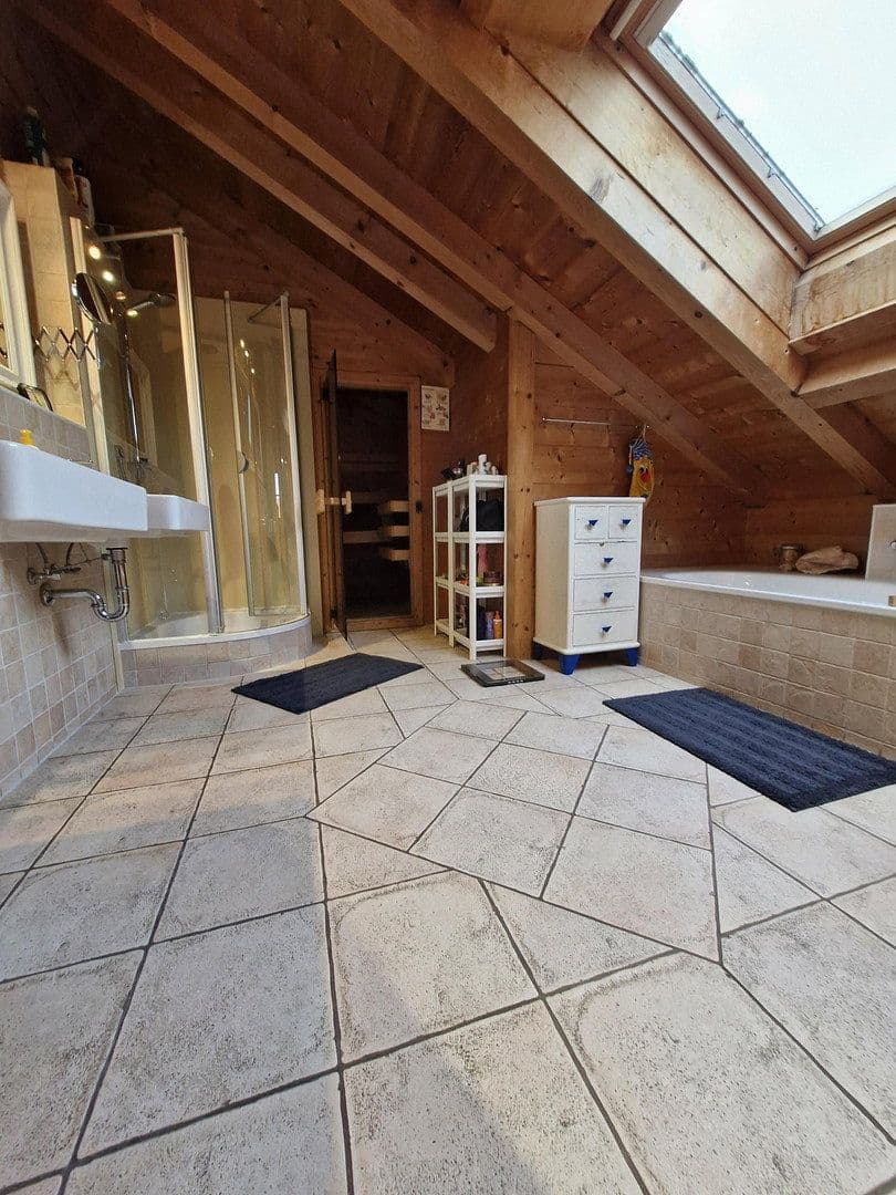 Pronájem bytu 6+1 164 m², Bernau am Chiemsee, Bavorsko Pronájem bytu 6+1 164 m², Bernau am Chiemsee, Bavorsko