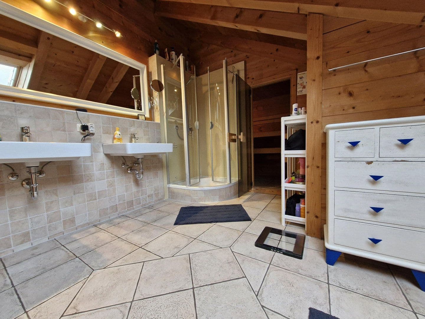 Pronájem bytu 6+1 164 m², Bernau am Chiemsee, Bavorsko Pronájem bytu 6+1 164 m², Bernau am Chiemsee, Bavorsko