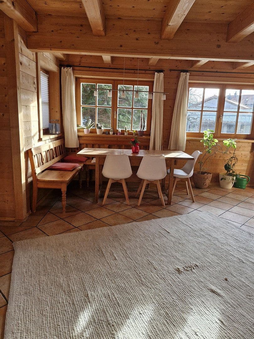 Pronájem bytu 6+1 164 m², Bernau am Chiemsee, Bavorsko Pronájem bytu 6+1 164 m², Bernau am Chiemsee, Bavorsko