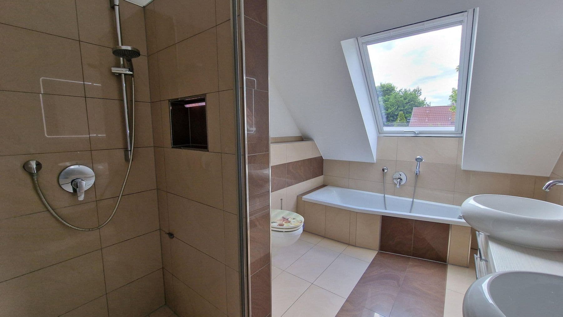 Prodej bytu 4+1 122 m², Hirschaid, Bavorsko Prodej bytu 4+1 122 m², Hirschaid, Bavorsko