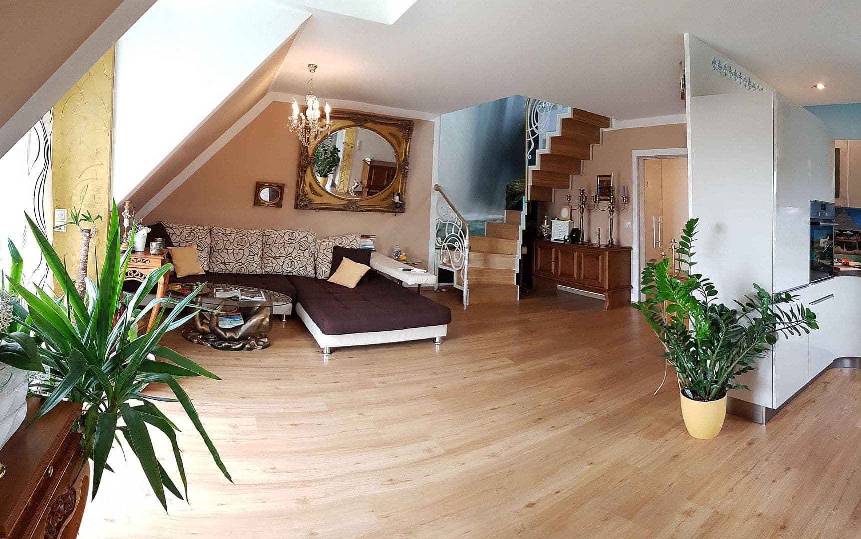 Prodej bytu 4+1 122 m², Hirschaid, Bavorsko Prodej bytu 4+1 122 m², Hirschaid, Bavorsko