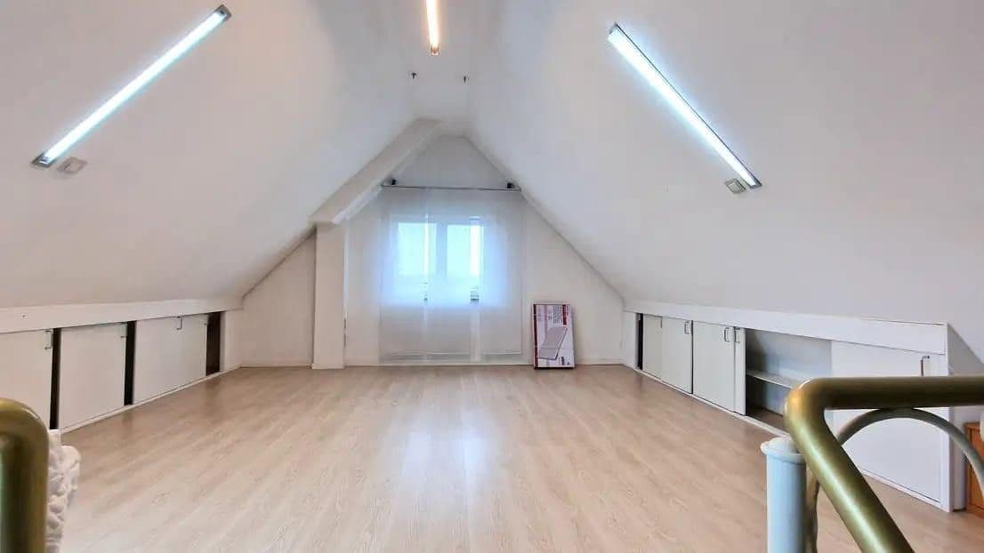 Prodej bytu 4+1 122 m², Hirschaid, Bavorsko Prodej bytu 4+1 122 m², Hirschaid, Bavorsko