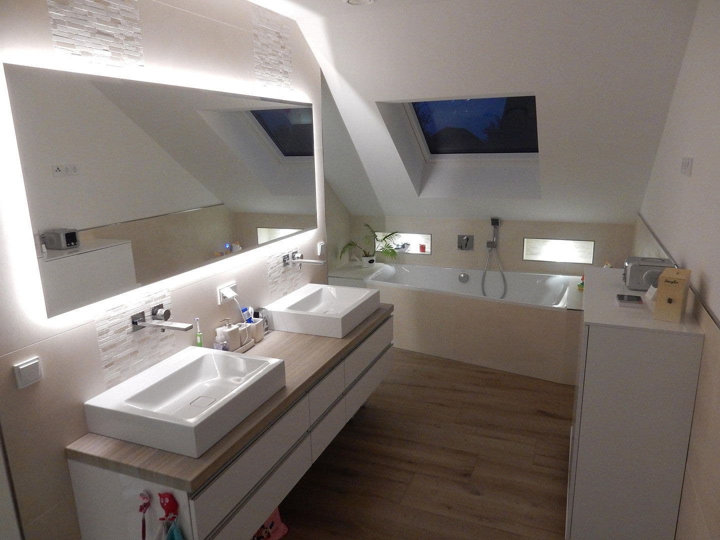 Prodej domu 189 m², pozemek 794 m², Erftstadt, Severní Porýní-Vestfálsko Prodej domu 189 m², pozemek 794 m², Erftstadt, Severní Porýní-Vestfálsko