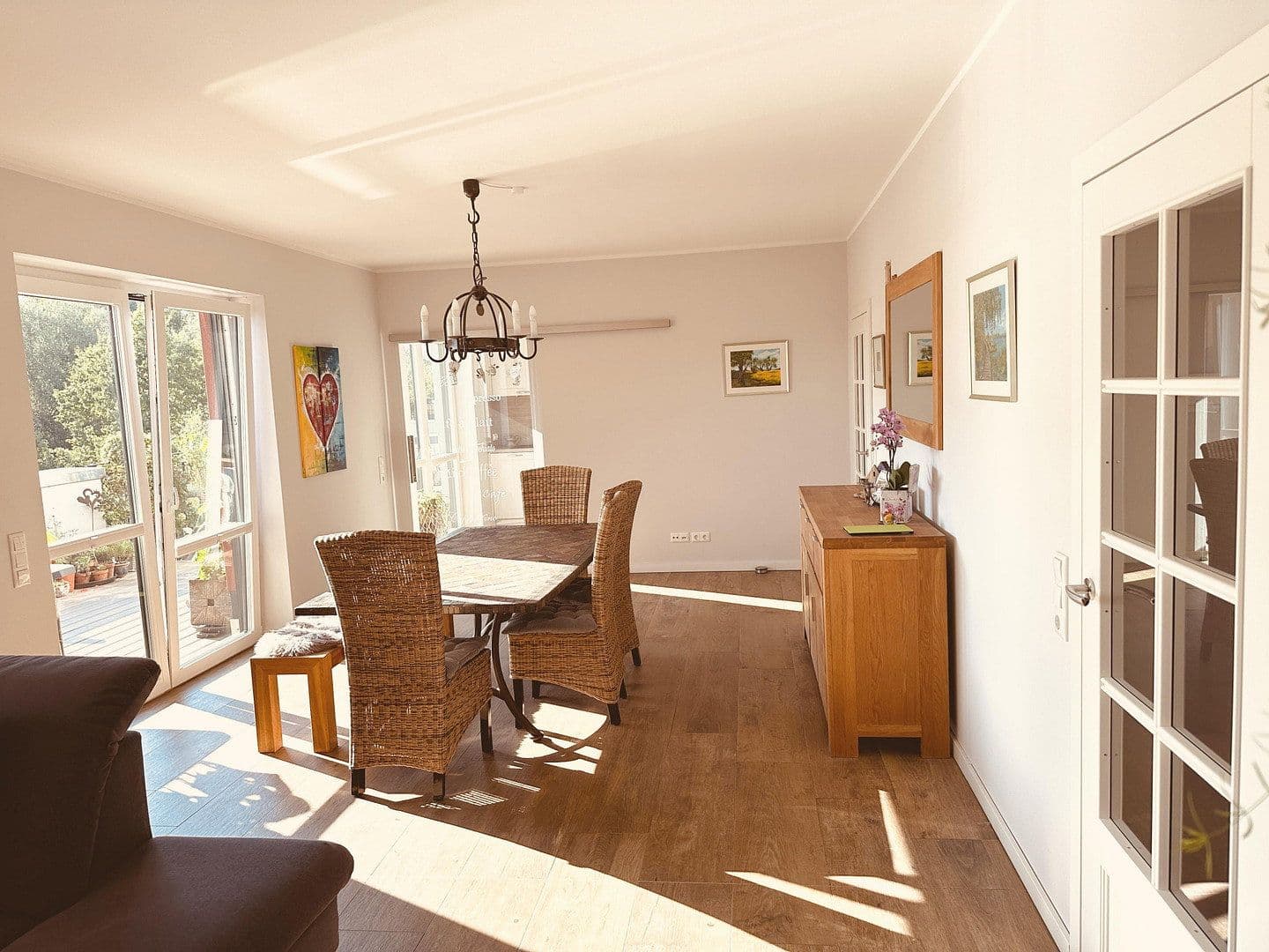 Prodej bytu 3+1 129 m², Schwerin, Mecklenburg-Vorpommern Prodej bytu 3+1 129 m², Schwerin, Mecklenburg-Vorpommern
