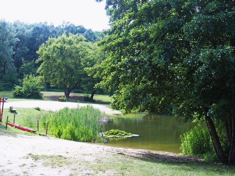 Prodej pozemku 1.073 m², Mühlenbecker Land, Braniborsko Prodej pozemku 1.073 m², Mühlenbecker Land, Braniborsko