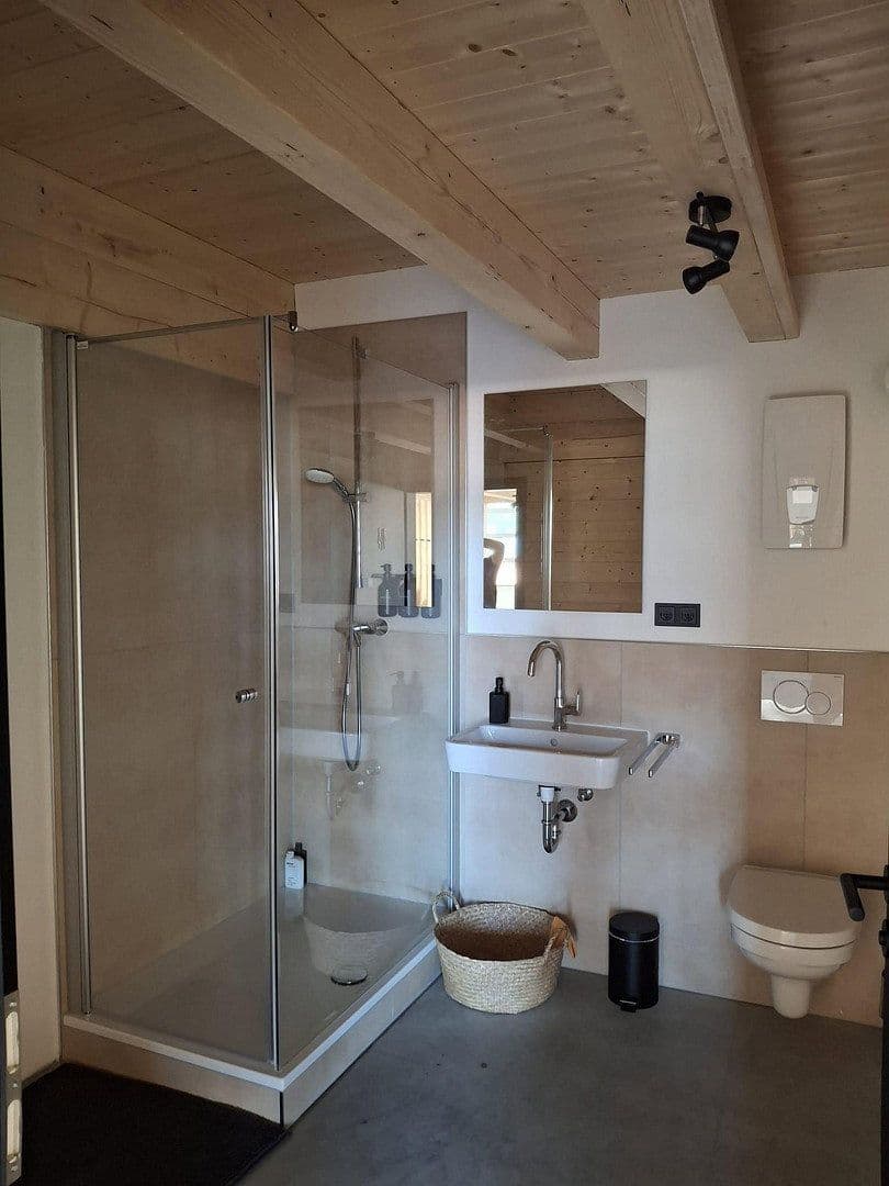 Pronájem nebytového prostoru 334 m², Hemau, Bavorsko Pronájem nebytového prostoru 334 m², Hemau, Bavorsko