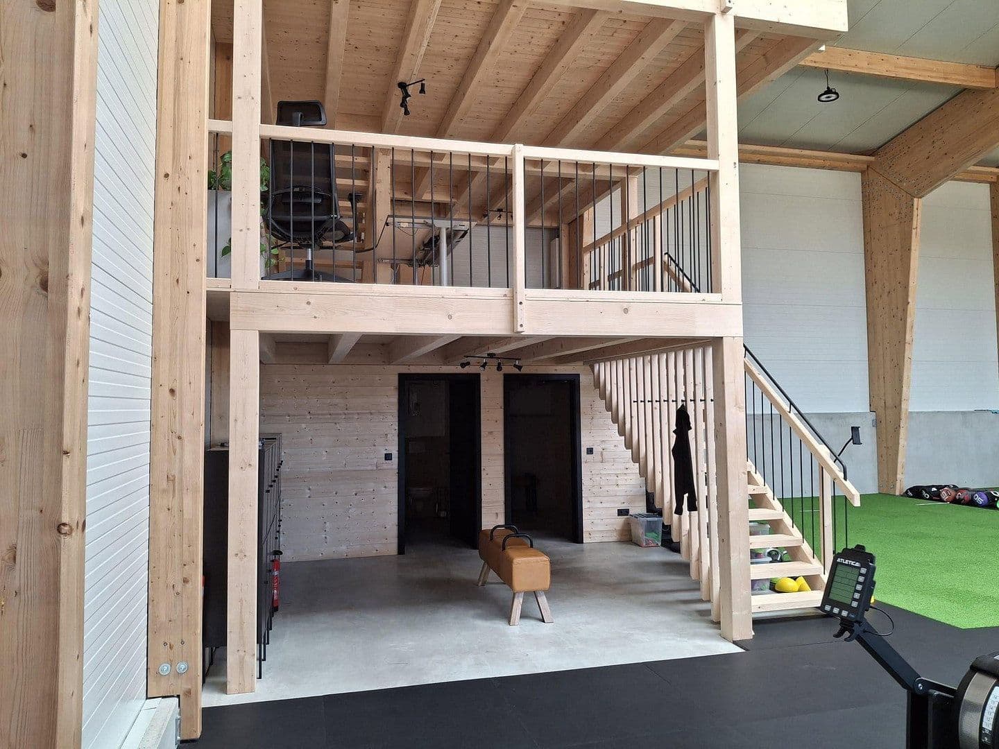 Pronájem nebytového prostoru 334 m², Hemau, Bavorsko Pronájem nebytového prostoru 334 m², Hemau, Bavorsko