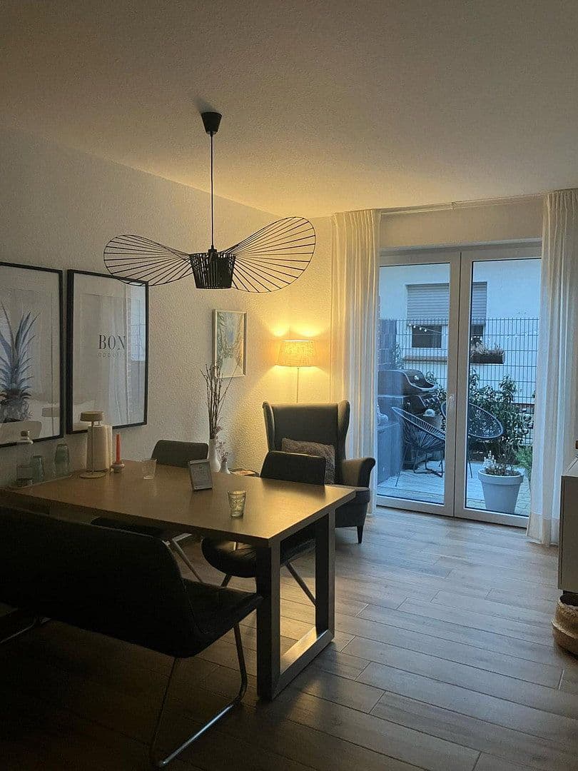 Pronájem domu 108 m², pozemek 100 m², St.-Georg-Str. 2b, Cloppenburg, Dolní Sasko Pronájem domu 108 m², pozemek 100 m², St.-Georg-Str. 2b, Cloppenburg, Dolní Sasko