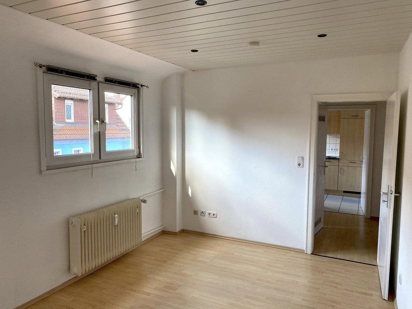 Pronájem bytu 3+1 53 m², Kaiserslautern, Porýní-Falc Pronájem bytu 3+1 53 m², Kaiserslautern, Porýní-Falc
