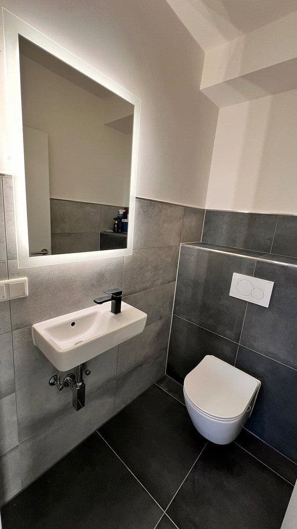 Pronájem bytu 3+1 77 m², Mettmann, Severní Porýní-Vestfálsko Pronájem bytu 3+1 77 m², Mettmann, Severní Porýní-Vestfálsko