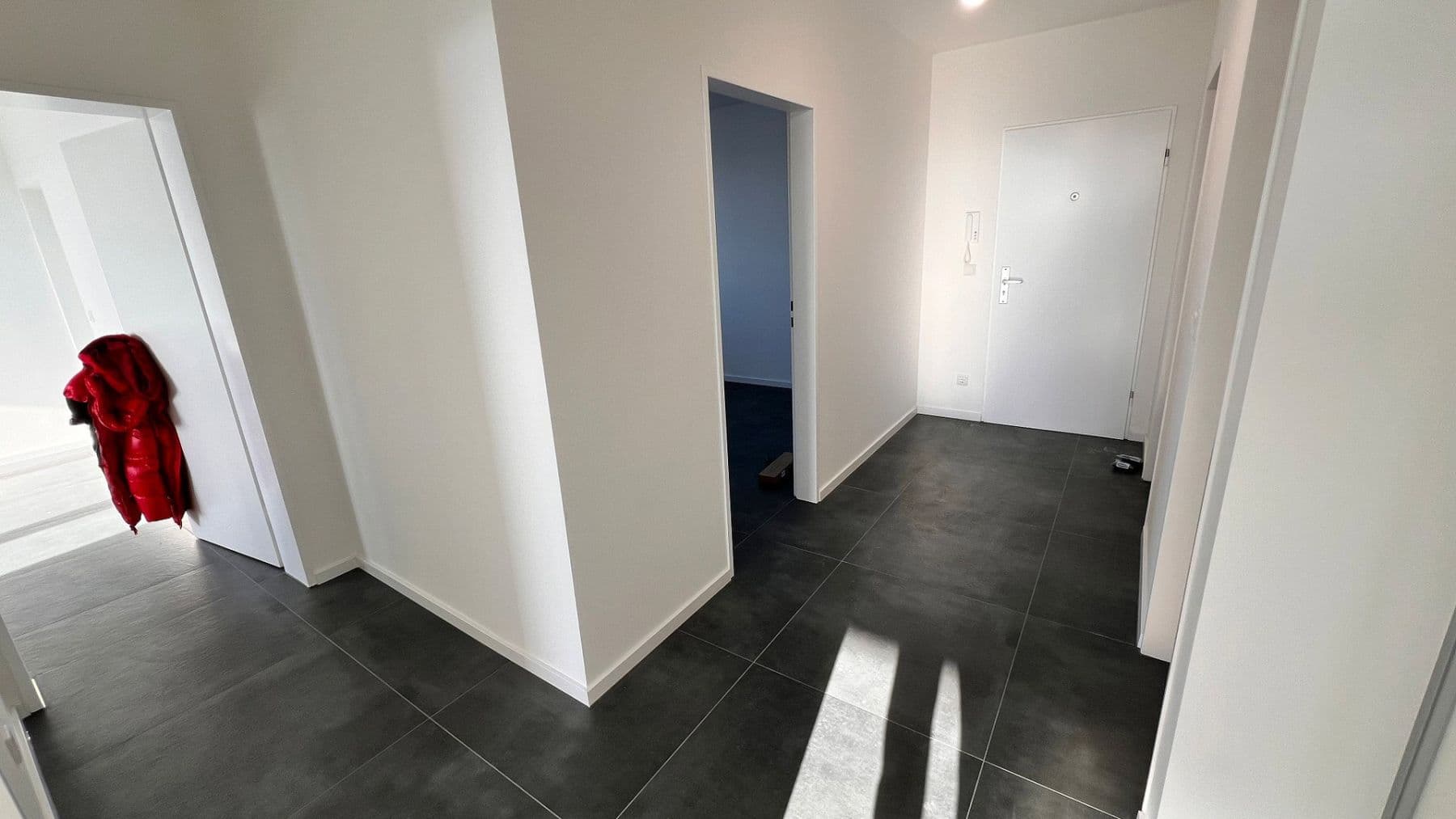 Pronájem bytu 3+1 77 m², Mettmann, Severní Porýní-Vestfálsko Pronájem bytu 3+1 77 m², Mettmann, Severní Porýní-Vestfálsko