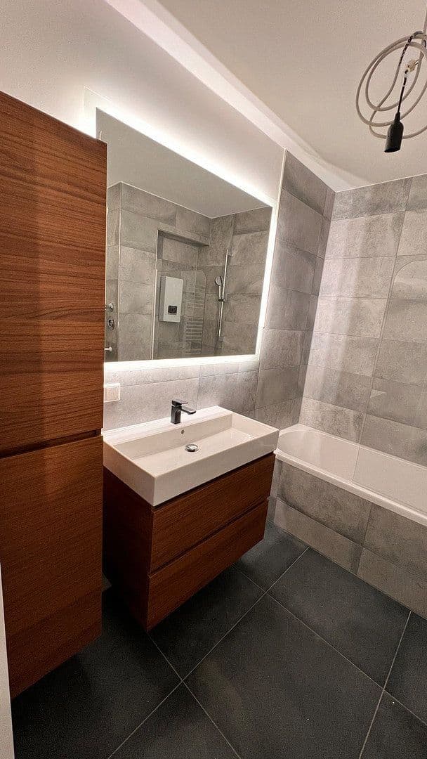 Pronájem bytu 3+1 77 m², Mettmann, Severní Porýní-Vestfálsko Pronájem bytu 3+1 77 m², Mettmann, Severní Porýní-Vestfálsko