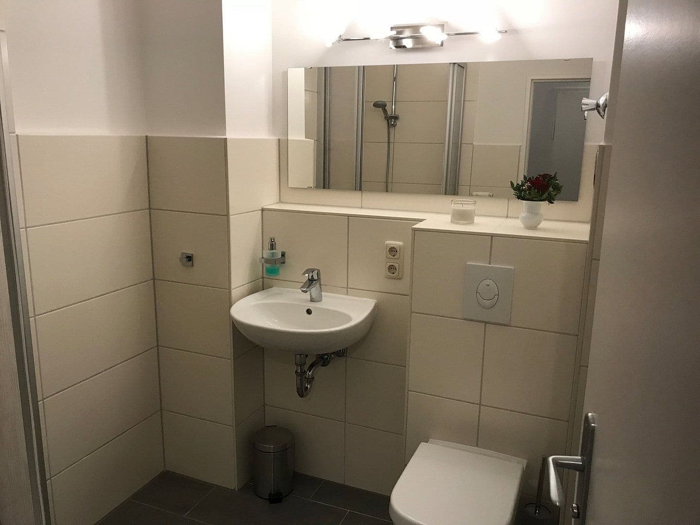 Pronájem bytu 1+1 35 m², Prinzregentenstr. 88, BERLIN, Berlín Pronájem bytu 1+1 35 m², Prinzregentenstr. 88, BERLIN, Berlín