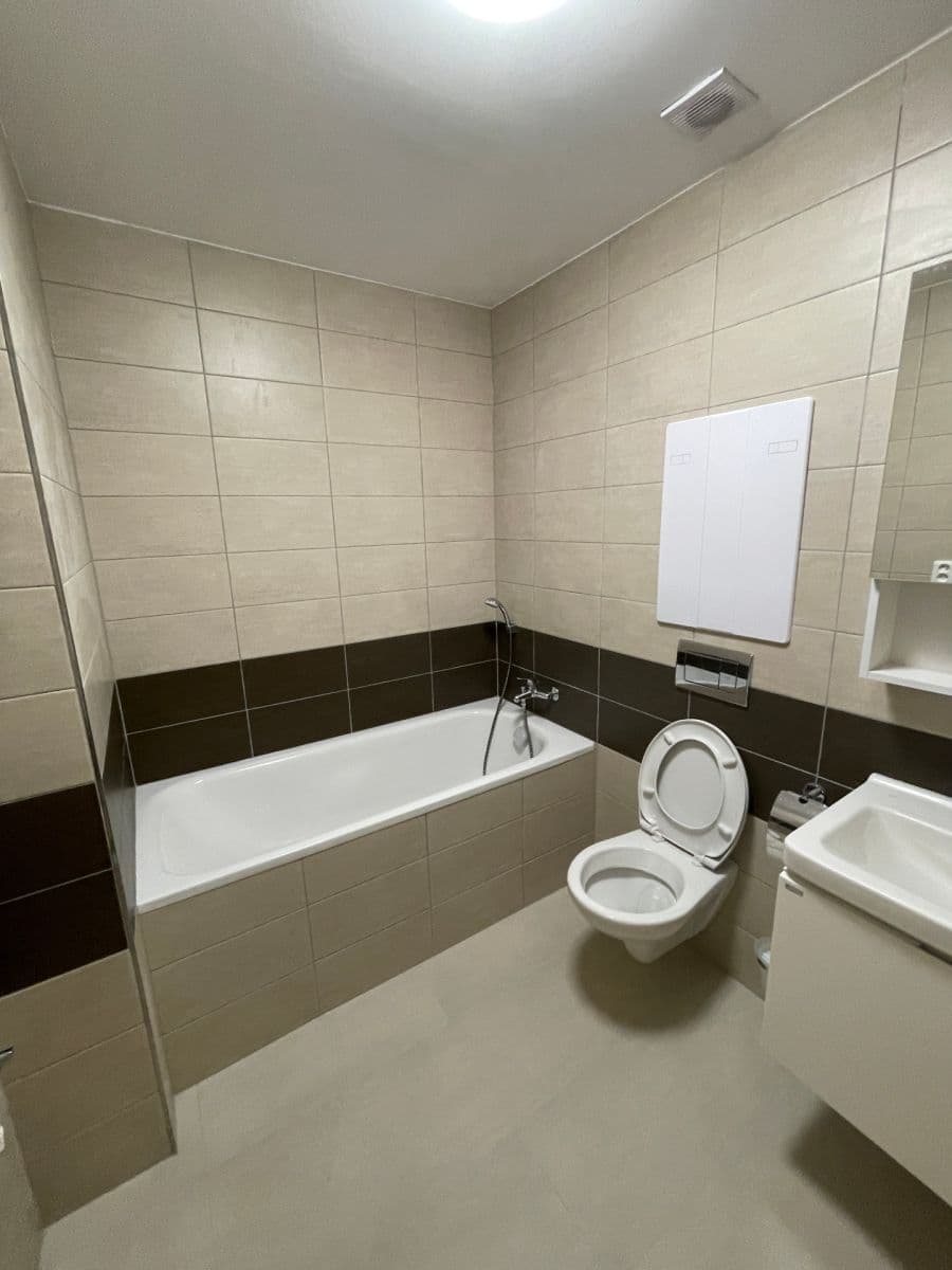 Pronájem bytu 1+kk 36 m², Říční, Svitavy, Pardubický kraj Pronájem bytu 1+kk 36 m², Říční, Svitavy, Pardubický kraj