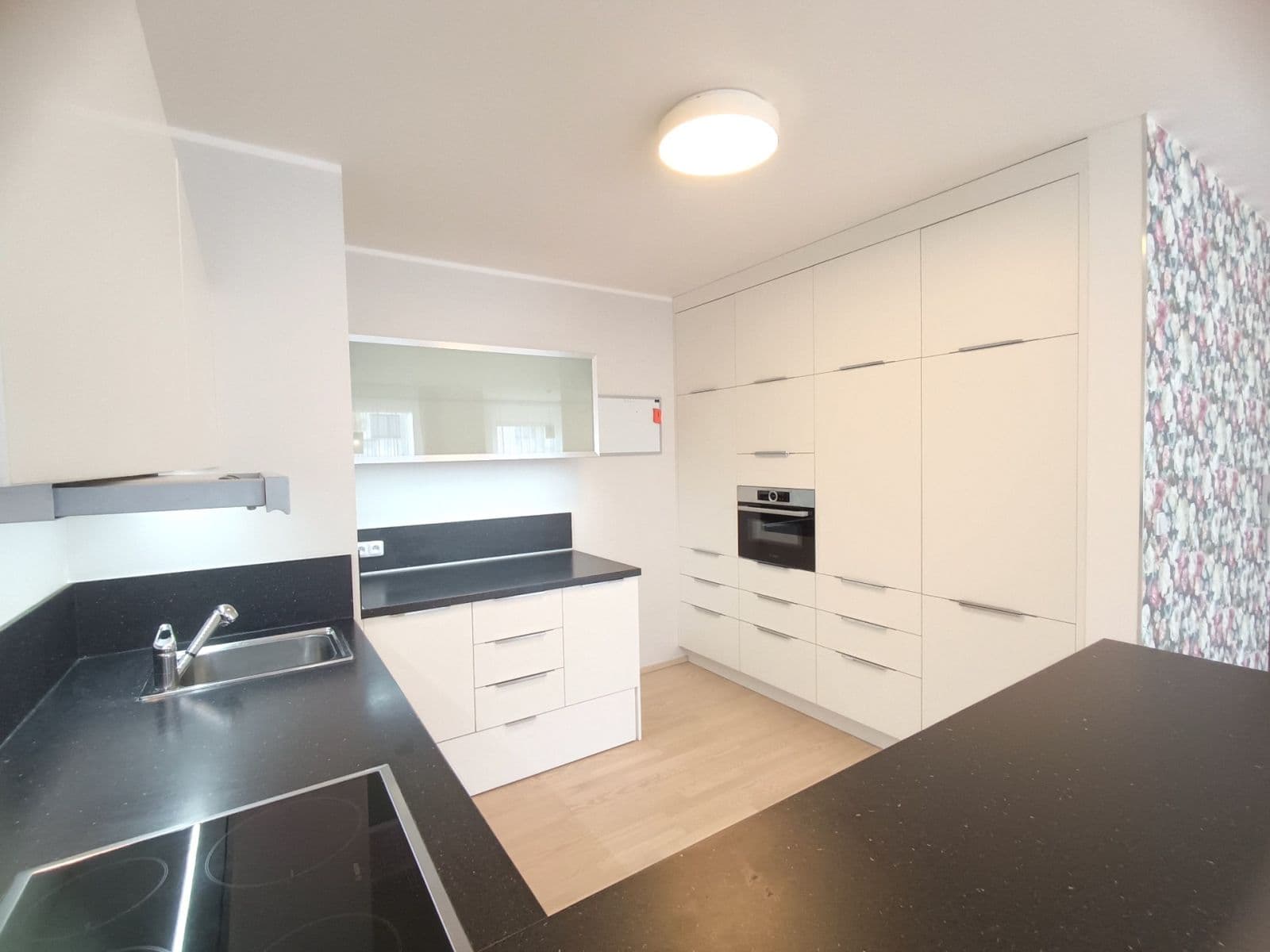 Pronájem bytu 3+kk 104 m², Zakšínská, Praha, Praha Pronájem bytu 3+kk 104 m², Zakšínská, Praha, Praha