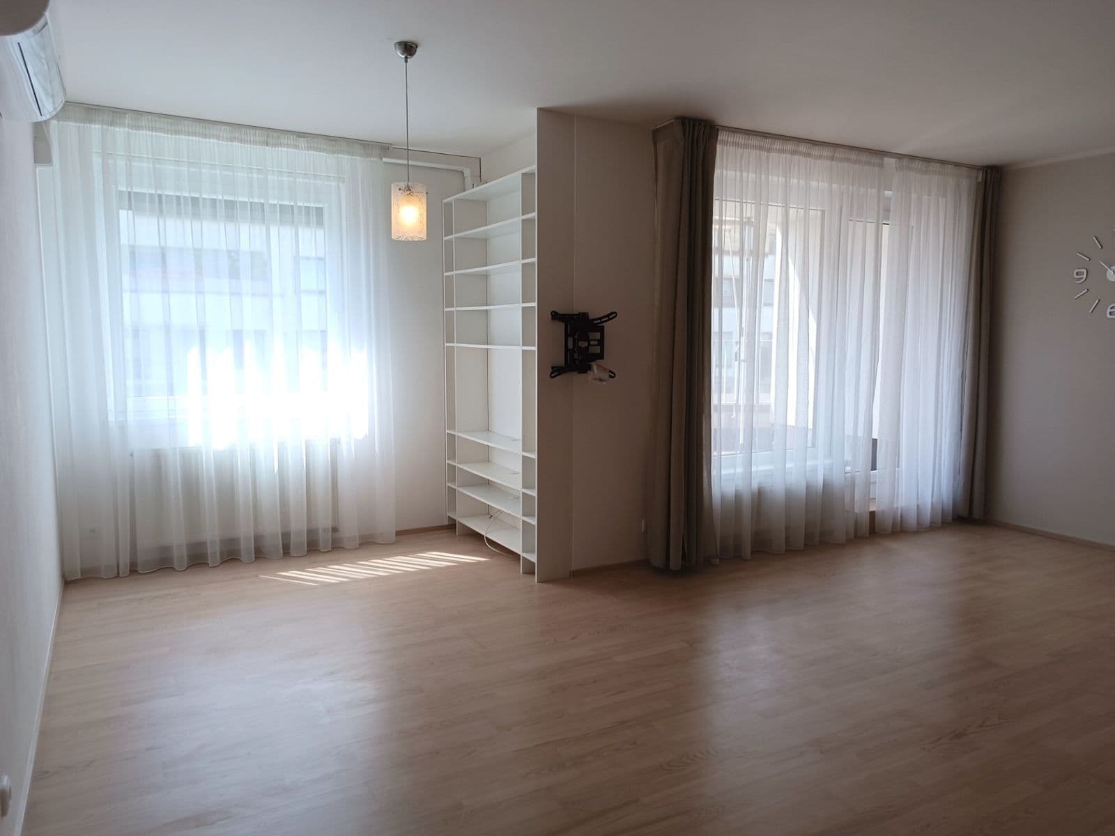 Pronájem bytu 3+kk 104 m², Zakšínská, Praha, Praha Pronájem bytu 3+kk 104 m², Zakšínská, Praha, Praha
