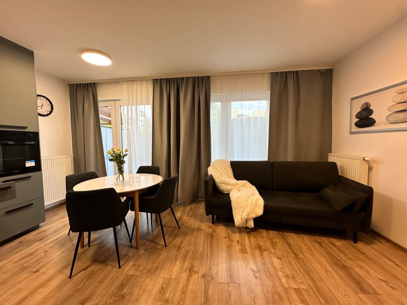 Pronájem bytu 2+kk 45 m², Pečárková, Praha, Praha Pronájem bytu 2+kk 45 m², Pečárková, Praha, Praha