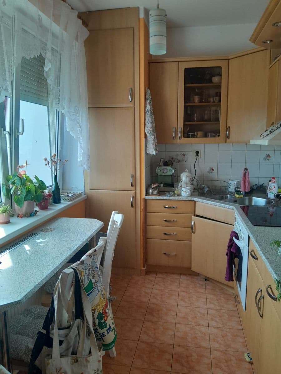 Pronájem bytu 2+kk 51 m², Na Větrníku, Chrudim, Pardubický kraj Pronájem bytu 2+kk 51 m², Na Větrníku, Chrudim, Pardubický kraj
